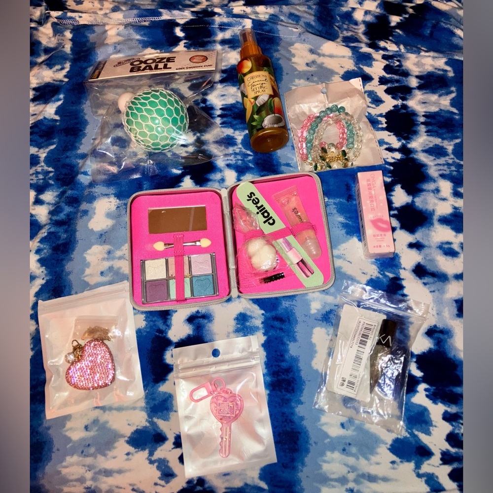 12 Piece Beauty Set